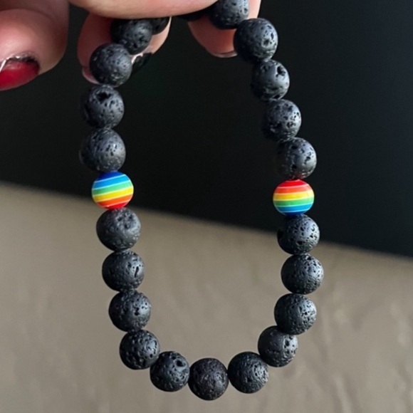 π΄ SALE ! red dot items are 2 for $25 . Bundle more than 3 and its $10 each π - Picture 8 of 13